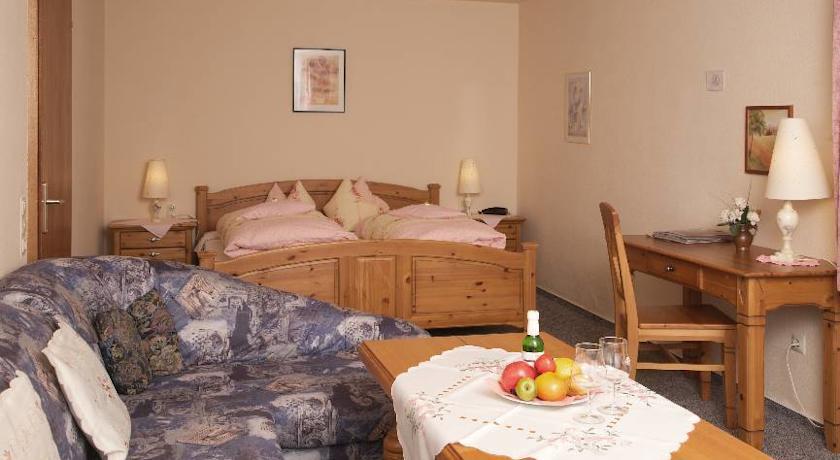 Hotel-Pension Thome Гінтерцартен Екстер'єр фото